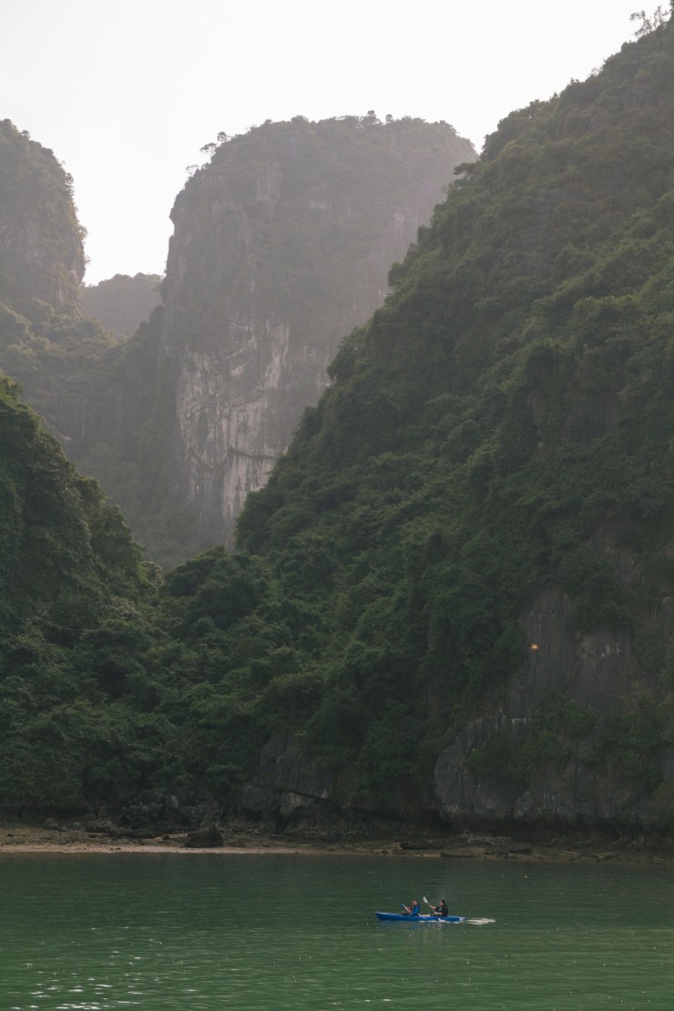 rachel-walker-portrait-photography-travel-asia-vietnam-044