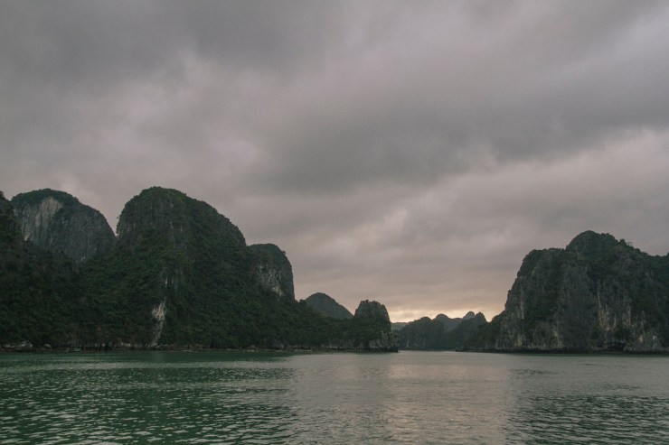 rachel-walker-portrait-photography-travel-asia-vietnam-048