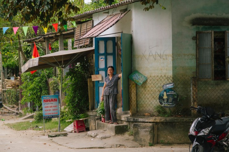 rachel-walker-portrait-photography-travel-asia-vietnam-092