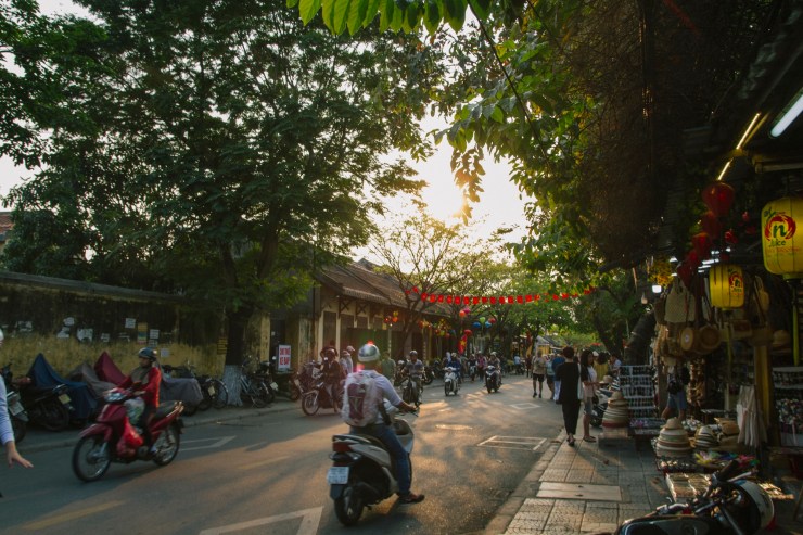 rachel-walker-portrait-photography-travel-asia-vietnam-097