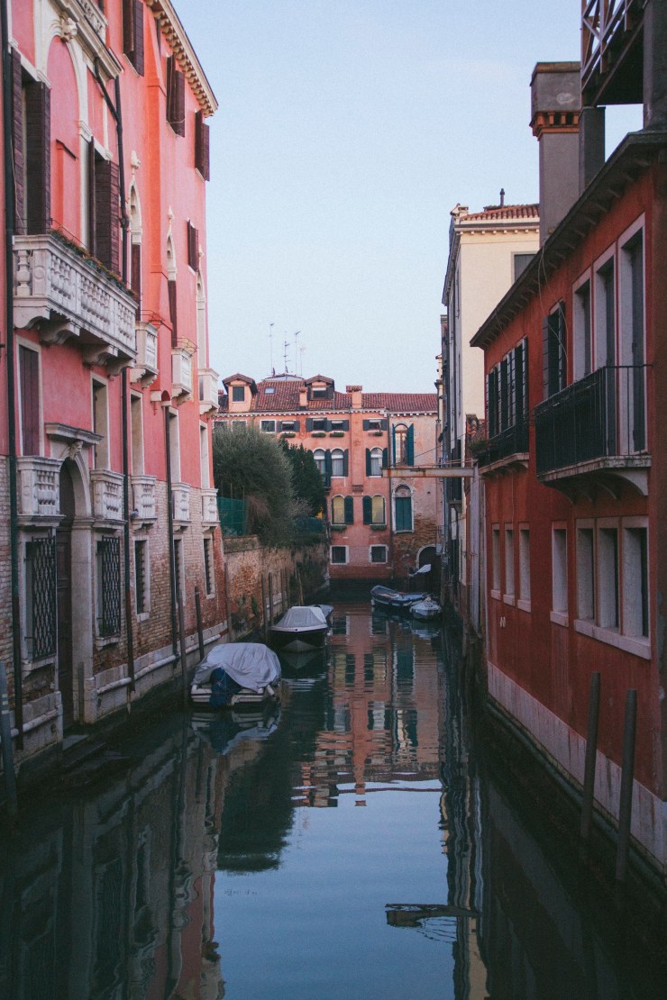 rachel-walker-portrait-photography-travel-europe-italy-venice-25