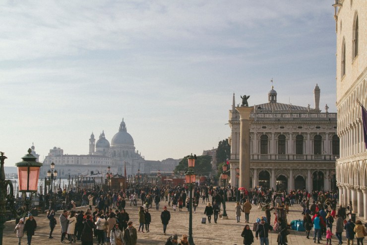 rachel-walker-portrait-photography-travel-europe-italy-venice-40